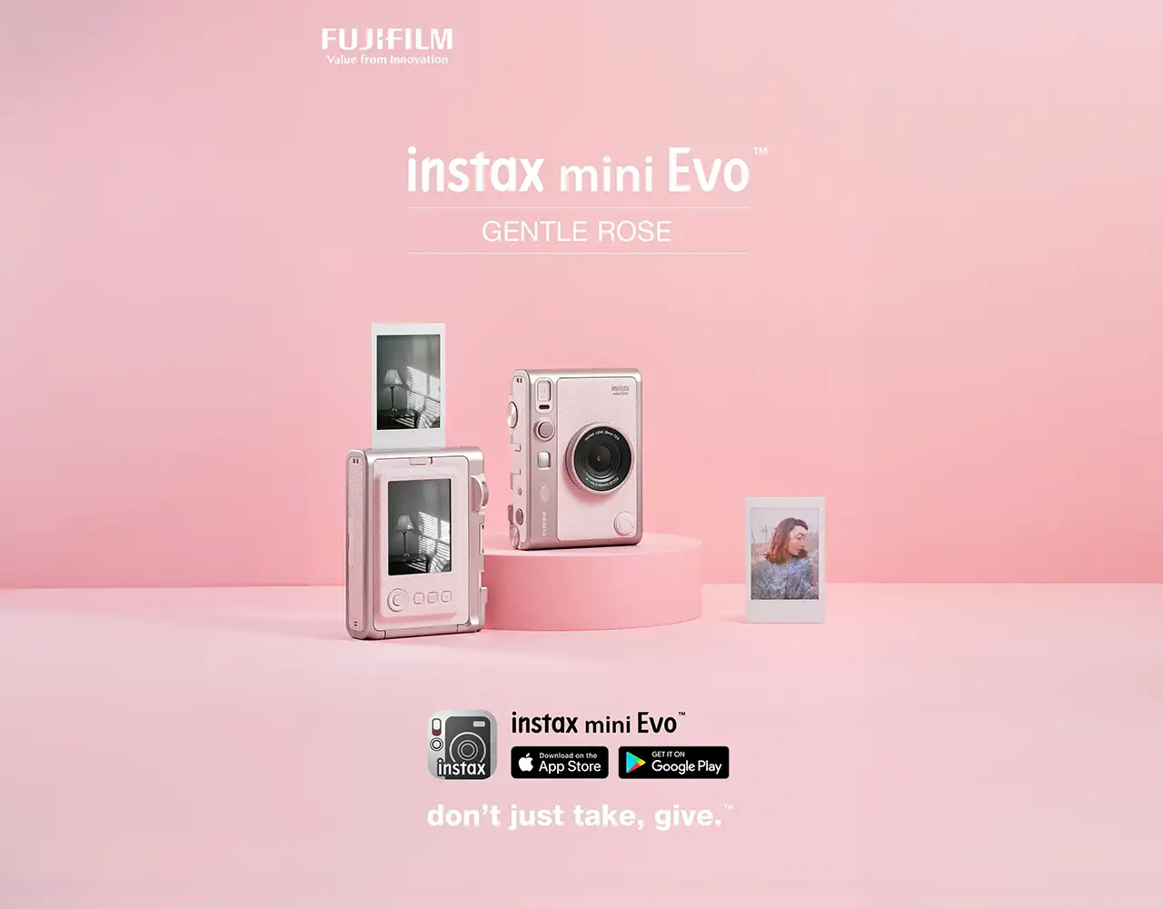 FUJIFILM INSTAX RA MẮT PHIÊN BẢN “GENTLE ROSE” MỚI CHO DÒNG MÁY ẢNH LAI BIỂU TƯỢNG